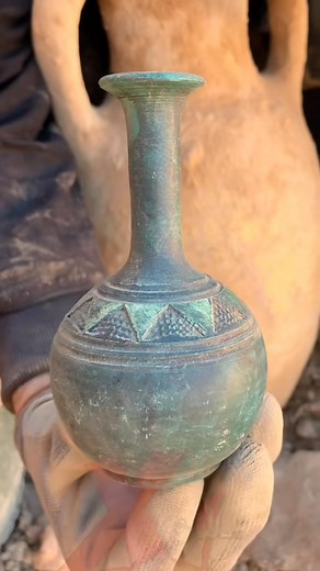 Amazing Treasure Hunt using Metal Detector #gold #metaldetecting #treasurehunting #metaldetector #treasurehunter-001 #treasurehunt | Micole