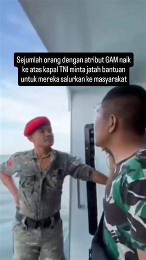 INFOKOMANDO 🔴 on Instagram: "😮‍💨😮‍💨 ada aja yang model begini Sebuah video yang beredar luas di media sosial memicu perhatian publik setelah menampilkan sekelompok orang yang mengaku bagian dari GAM dan mengklaim sebagai staf Gubernur Aceh, diduga meminta jatah bantuan bagi korban banjir. Dalam rekaman tersebut terlihat terjadi perdebatan antara pihak tersebut dengan personel TNI yang sedang melakukan penyaluran bantuan. Dalam video berdurasi singkat itu, beberapa individu meminta agar bant