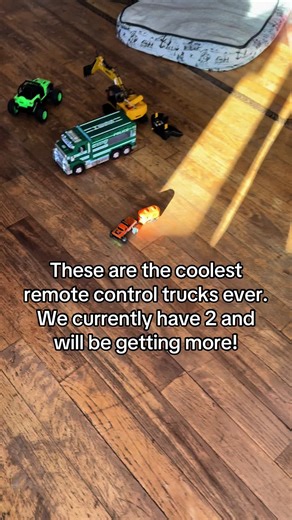 Click the shop link to check these remote control pickups out! Each color has its own style of trailer that comes with the vehicle! RECHARGEABLE