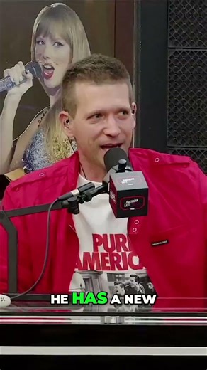 Best coming-out ever? Out of the casket!? ⚰️💀😂