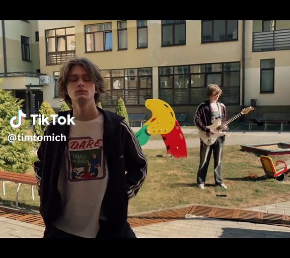 Inst: timtomich #guitar #cover #vibe #валентинстрыкало #tutorial | Guitar Cover