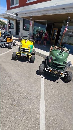 Street Legal Bumper Cars doing the Route 66 Fun Run in Kingman Arizona Today on Route 66