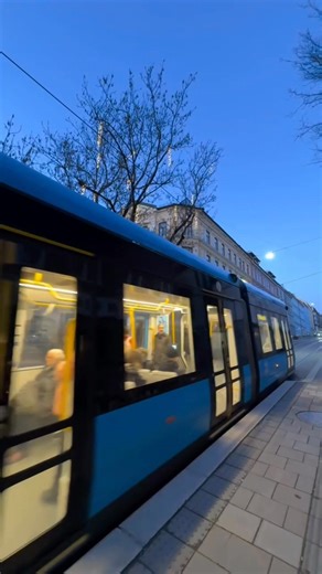 Oslo, Norway ✨️ 🇳🇴 #fblifestyle Photo Credit:mira.noruega📸 #lifestyle #Oslo #life #night #visitnorway #norwaytravel #norwaylove #norwayraw #norway #OMG #Norwegian | Norway love