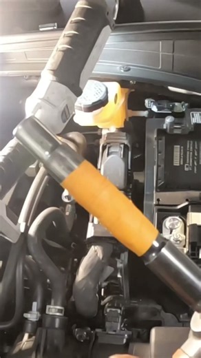 DIY#2025 KIA SPORTAGE how to remove and replace the battery yourself