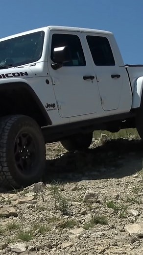 My Off-Road and Towing Companion: 5 Things I Love #cars #jeep #review #carreview #classiccars #reels | Hoovie's Garage