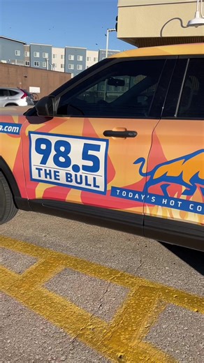 1.1K views | Donate snacks all weekend to participating Braum’s locations!  Snacksgiving details at TheBullTulsa.com.  | 98.5 The Bull | Facebook