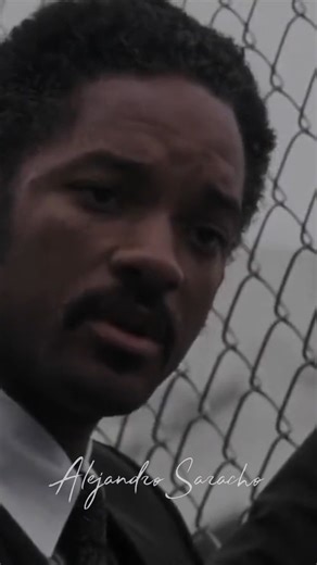 2.9M views · 68K reactions | ¿Tienes un sueño? ¡No dejes de perseguirlo! . . . #finanzas #transformacionfinanciera #dinero #inversiones #asihueleeldinero #alejandrosaracho #finanzaspersonales #libertadfinanciera #sueños #willsmith | Alejandro Saracho | Facebook