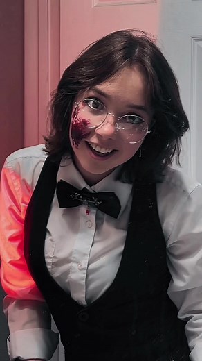 human alastor costest 🦌🩸🎙️ #fyp #fypシ #foryoupage #hazbinhotel #hazbinhotelcosplay #alastor #alastorhazbinhotel #alastorcosplay #humanalastor #humanalastorcosplay