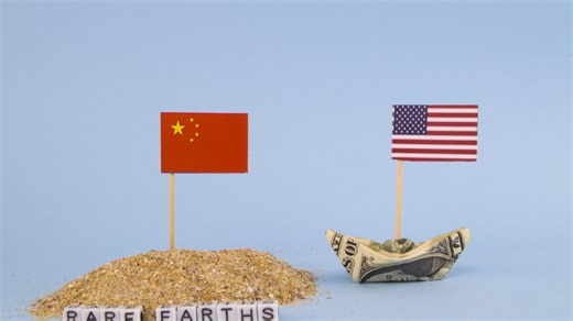 Trump gives China one day to end retaliations or face extra 50% tariffs