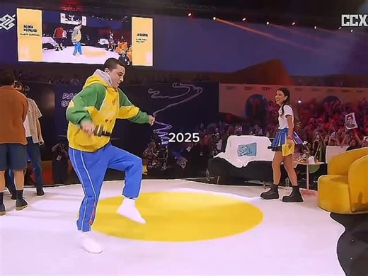 KinoTwist | Timothée Chalamet dancing to “Crank That” through the years — and now he’s bringing the moves to Brazil for Marty Supreme. 🕺🇧🇷 At the... | Instagram