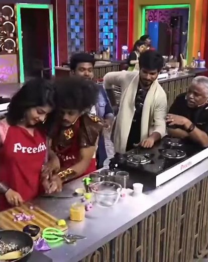 pugazh😍Pavithra😂Dharsha🤣 WhatsApp status | Cook with Comali 2 | pugazh love | comedy status #pugazh