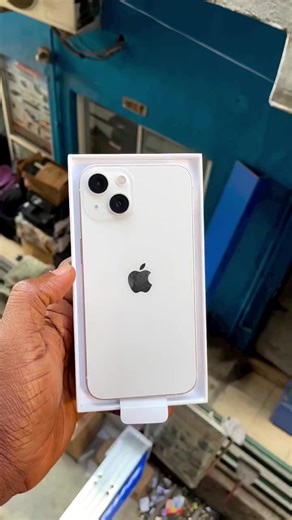 Buy Openbox Apple iPhone 13 256GB in Perfect Condition