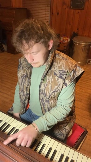 LIVE! From “The Den” y’all come enjoy some music for a little while! Set a spell! | Thomas Sanders