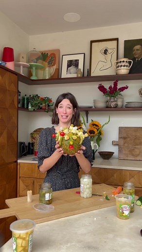 DIY 80s Party Food Centrepiece Tutorial