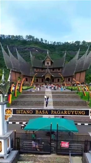 Do you know yet ?? This is the true meaning and philosophy of the Rumah Gadang !!