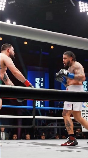 Standing on Business‼️#zuffaboxing04