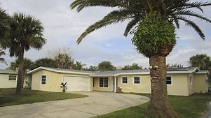 Island Life: Season 17 Episode 2 Close to School in Cocoa Beach