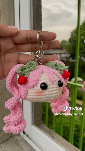 Sakura Miku Crochet Keychain Tutorial