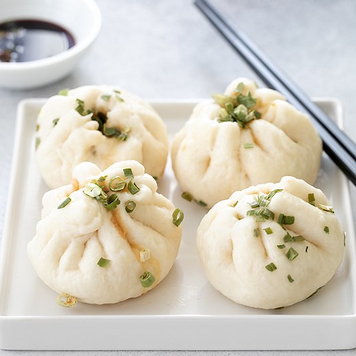 Looking for an impressive gluten free appetizer? Look no further! Soft, fluffy Gluten Free Chinese Meat Buns are steamed to pillowy perfection after being shaped around super savory meat filling. Yum! For recipe instructions, ingredients and substitutions: https://glutenfreeonashoestring.com/gluten-free-steamed-chinese-meat-buns/ . . . . #glutenfreerecipe #newyearseveparty #appetizerideas #appetizerrecipe | Gluten Free on a Shoestring