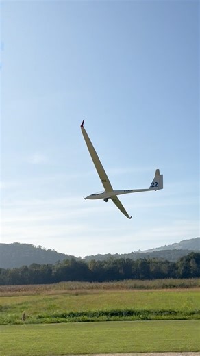 Boulanger Stephane taking off autonomously with his 8.8m ASW22 . Amazing the progress electric flight have allowed Us to make | Stephane Ruelle