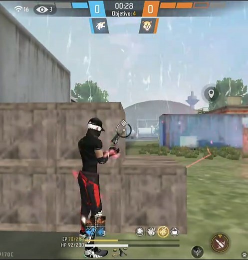 Tentando impressionar os aleatórios no Free Fire: freestyle e futebol FF