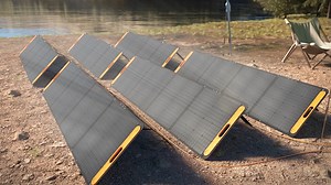 Experience the ultimate in charging power with Jackery's updated solar panels!☀️☀️ As one of the most trusted green energy brands, we are committed to providing green power everywhere🌱 Our industry-leading solar-cell conversion efficiency of up to 25% combined with IBC technology and electrical contacts on the back ensures maximum light absorption, even in hot temperatures and cloudy days.⛅️ The minimalist design not only offers a pure and elegant look but also contributes to environmental prot