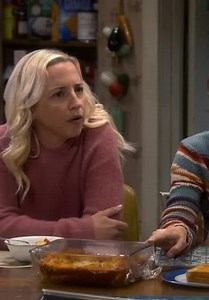 The Conners S04:E10 - Spills, Pills and the Midnight Lasagna