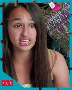 8.3K views · 45 reactions | Jazz enfrenta una etapa importante de su vida, pero elegir un traje de baño adecuado se convierte en todo un reto. ¡Una historia de valentía y autodescubrimiento! ️‍ #SoyJazz | TLC Latinoamérica | Facebook