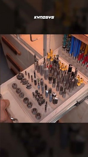 Router Table with Bit Storage