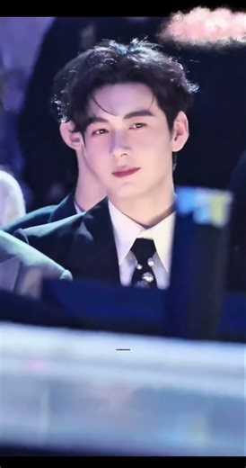 真帅哥不怕怼脸｜骨相立体，眉眼锋芒 A Real Handsome Face Fears No Close-Up｜Sharp Features, Striking Eyes #陈星旭 #viral