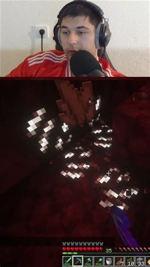 Nether Exploration: Quartz Mining and Lava Adventures #shorts