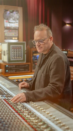 What are your favorite dynamic mics for vocals? Rich Costey breaks down the vocal chain for ‘Supermassive Black Hole’ by Muse. | Mix with the Masters