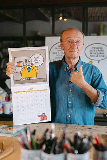 Avez-vous bien noté dans votre agenda 2025 de penser à vous procurer l’agenda du Chat 2026 ? Comme chaque année, il existe en deux formats, adaptés à toutes les tailles de sacs. Les seuls changements : les gags et les dates ! Rendez-vous sur la boutique du Chat : www.lechat.com | Le Chat