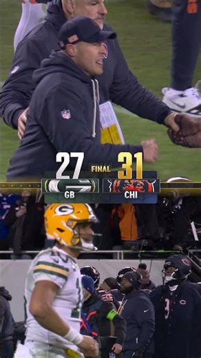 Bears COMEBACK And Defeat Packers in Wild Card 🤯 #football #nfl #bears #packers