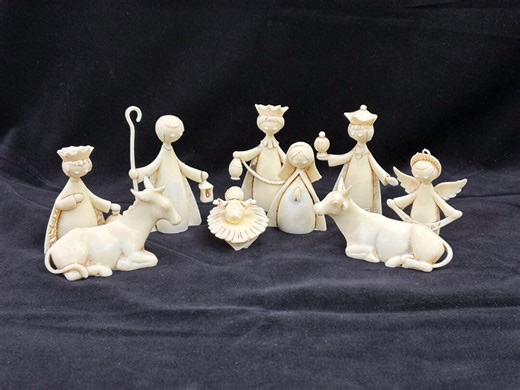 Vintage Nativity Figures: MCM Hard Plastic, Made in Italy, 10 Piece Set - Etsy