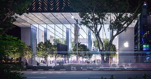 Apple Store pay increasing as company aggressively fights unionization