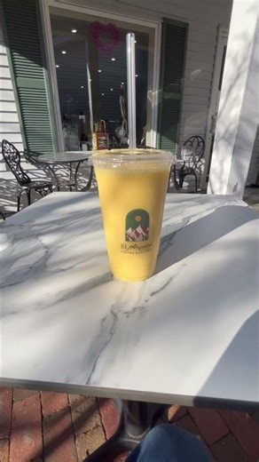 Dog-Friendly Coffee Shop in Chester, NJ 🐶 | Stacy Visits El Monte Coffee Roasters