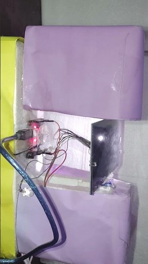 I Built a DIY Solar Tracker with LDRs and Here's What Happened