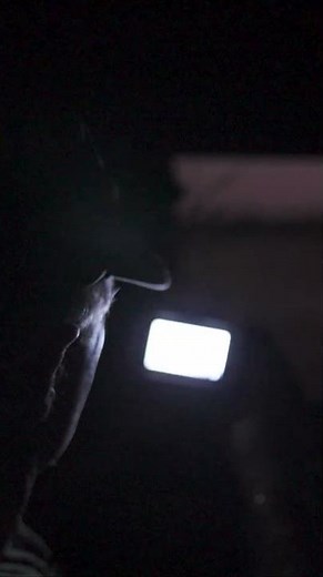 Jason Aldean identifies DEER in LOWLIGHT with BUKOPS