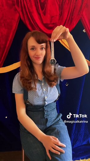 Virtual Magic Tricks by Female Magician Katrina