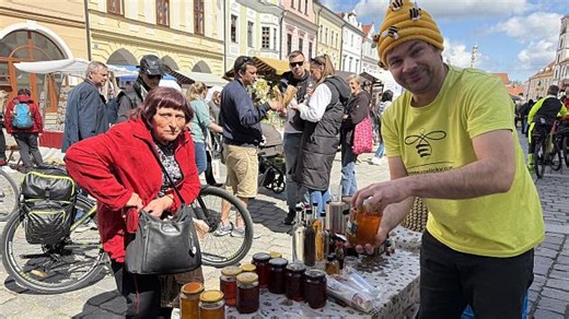 Velikonoční trhy zaplnily Třeboň. Návštěvníci mohli ochutnat i tajný elixír