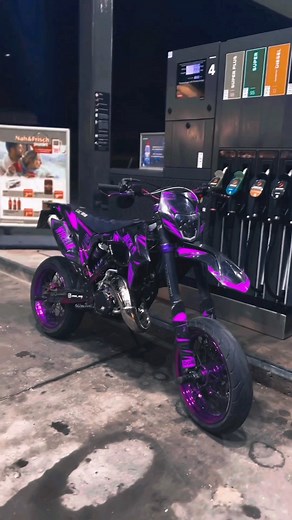 Anna 💜 Supermoto on Instagram: "beauty 💜 #ktm #ktmexc #125ccm #2stroke #exc125 #supermoto #bikelife #bikergirl #motorcycle #grenzgaenger #boldfamily #bikelover"