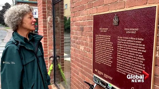 N.S. civil rights pioneer Viola Desmond honoured at place of arrest