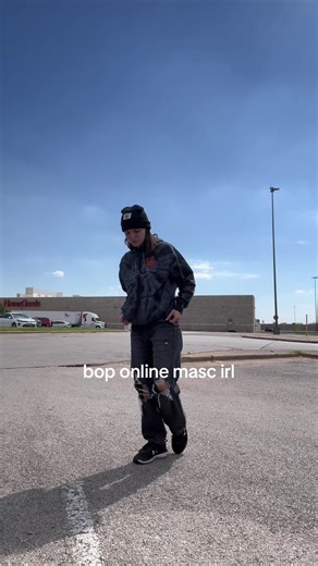 🦋Rylie Foxx🦋 (@ryliefoxx)’s video of bop simulator