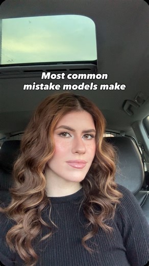 RASKA Models on Instagram: "Avoid doing this as a model!! The most common mistake I see models do is using the wrong pictures. As a model, your social media is your portfolio, and so the pics you post there and the pics you send to casting directors matter if you want to book jobs. Avoid badly edited, badly lit pictures. We want clean studio headshots with minimal makeup and a basic outfit for castings and high fashion pics on IG if we want to be a high fashion model. It’s that simple. I go thro