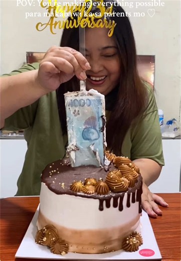 Money Cake Surprise for Parents: A DIY Celebration