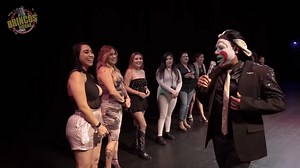 7.7M views · 213K reactions | FAN le enseñas las 5HI5HIS al Brincos Dieras en Pleno Show 藍藍  Me estoy muriendo de la risa literal 藍 | La risa es la mejor medicina | Facebook