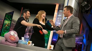 Chris Pratt y Bryce Dallas Howard cuentan en 'El Hormiguero 3.0' qué recuerdo se han quedado de la nueva película de J. A. Bayona