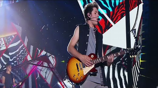 Alive - One Direction Where We Are Tour Live From San Siro Stadium