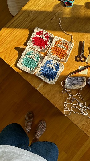 crocheted these cute little crab coasters in multiple colors. what’s ur favorite bestie? 🦀✨ #crochet | Henri Purnell